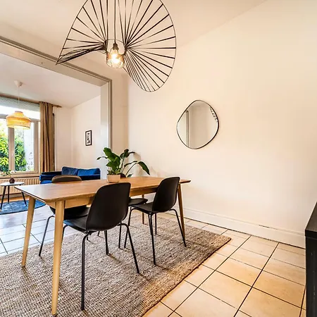 Apartment T2 Jardin Prive - Europe *