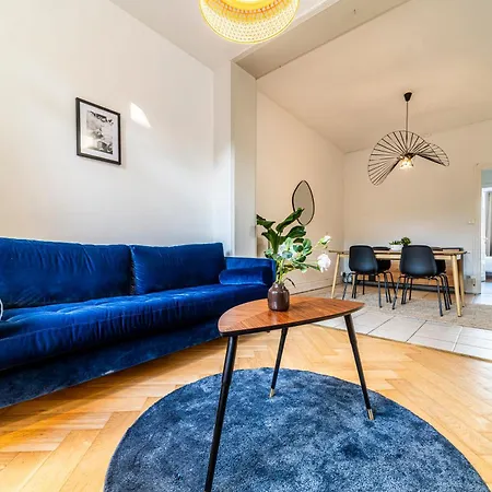 T2 Jardin Prive - Europe *